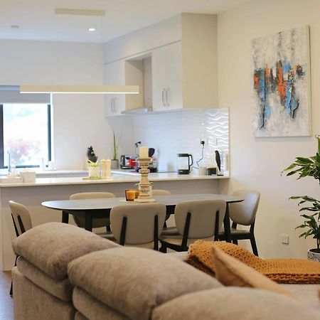 Cheerful 3-Bedroom Townhouse Close To The City オークランド エクステリア 写真