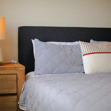 Cheerful 3-Bedroom Townhouse Close To The City オークランド エクステリア 写真
