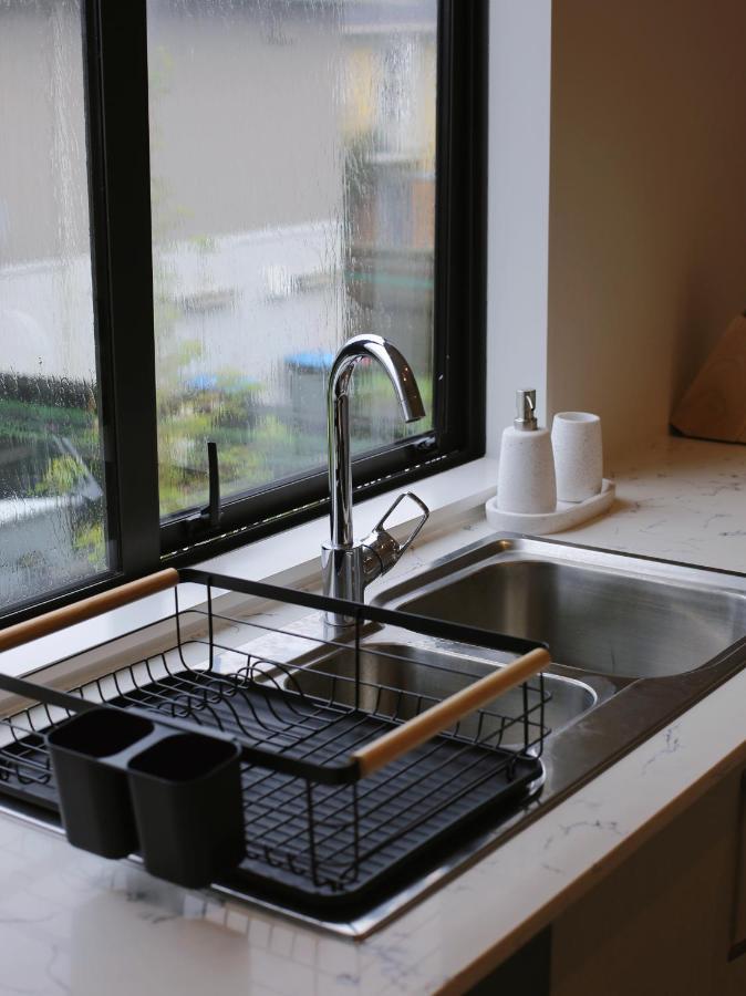 Cheerful 3-Bedroom Townhouse Close To The City オークランド エクステリア 写真