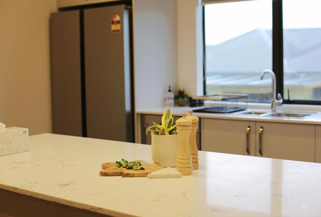 Cheerful 3-Bedroom Townhouse Close To The City オークランド エクステリア 写真