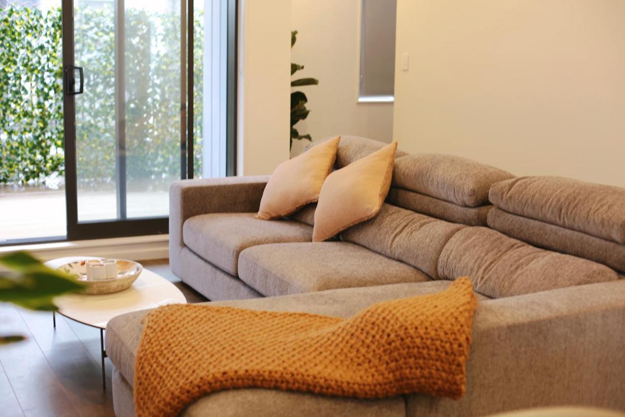 Cheerful 3-Bedroom Townhouse Close To The City オークランド エクステリア 写真
